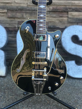 Load image into Gallery viewer, Duesenberg Starplayer TV Deluxe Black