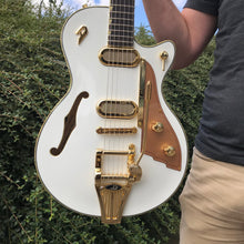 Load image into Gallery viewer, Duesenberg Starplayer TV Phonic Venetian White
