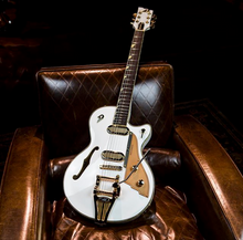 Load image into Gallery viewer, Duesenberg Starplayer TV Phonic Venetian White
